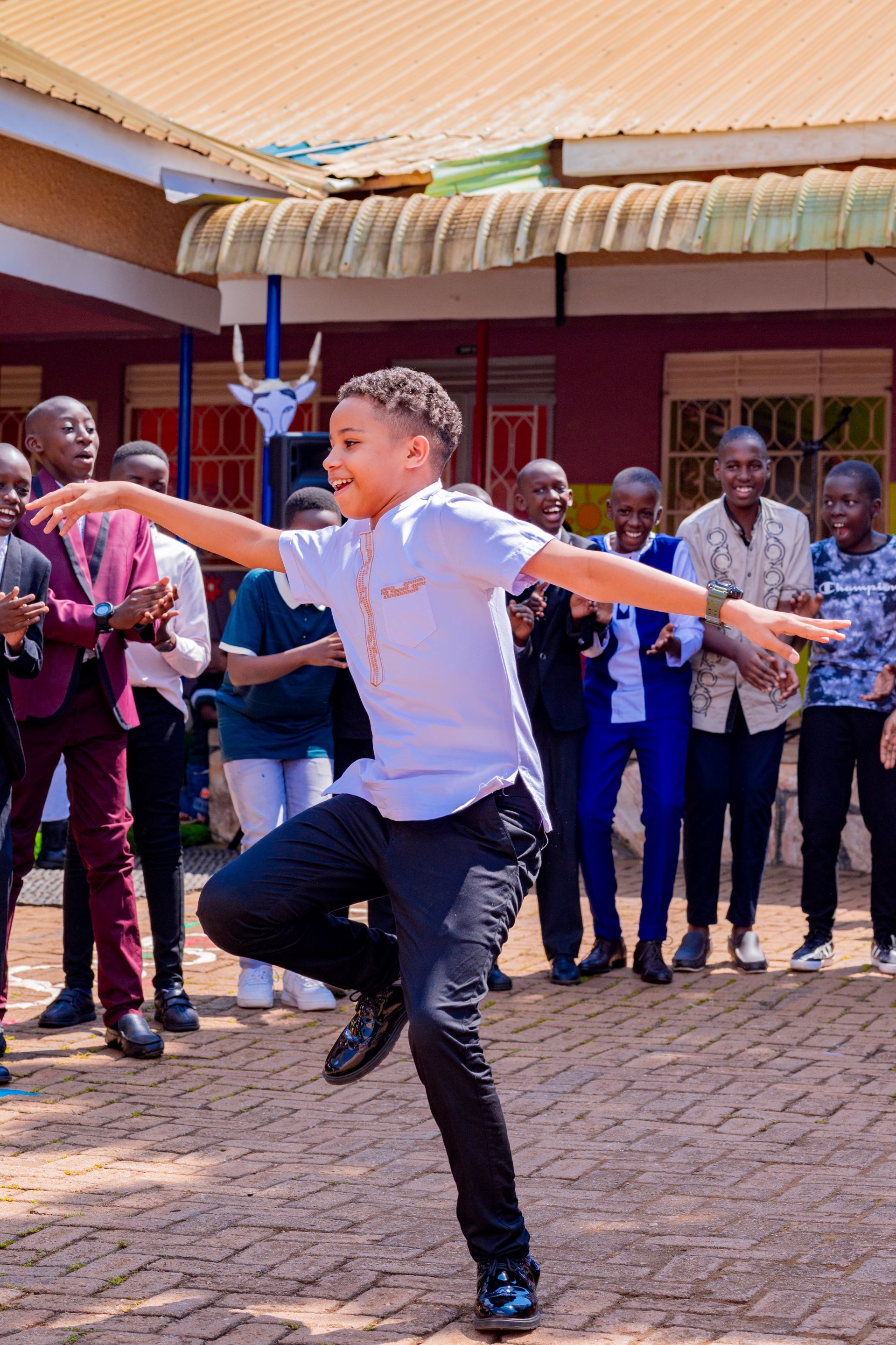 Bakiga dancing